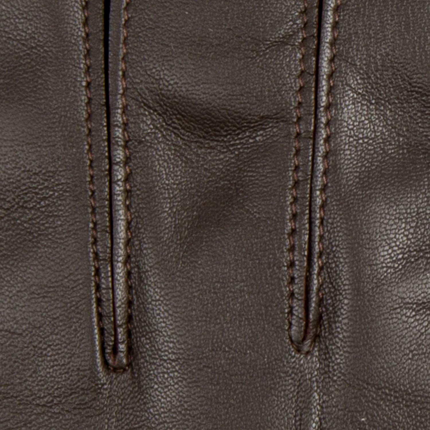 Men's Heritage Three-Point Fur-Lined Leather Gloves 12 Men's Heritage Three-Point Fur-Lined Leather Gloves - Image 12