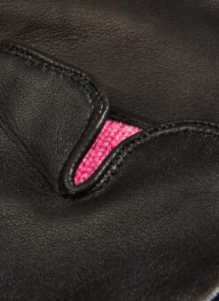 Women's Heritage Touchscreen Three-Point Cashmere-Lined Leather Gloves 13 Women's Heritage Touchscreen Three-Point Cashmere-Lined Leather Gloves -Dents Luxury Accessories Sales 17 1151 Black 3