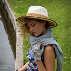 Women’s Fingerless Leather Driving Gloves -Dents Luxury Accessories Sales 3 1364 Natural Ivory 4 2642 Grey 7 3007 Dove Grey 0a40c8fb 9b88 4beb abdc 798fba6efc6d