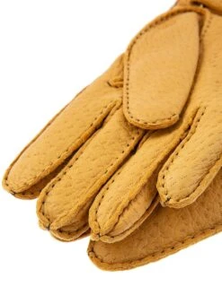 Men's Heritage Handsewn Vicuña-Lined Peccary Leather Gloves -Dents Luxury Accessories Sales 3bb3fa69505166e138783d1c1d5da870.w.1500.q.100 34771ff0 2a22 4c59 98cf 2f27bea2d899