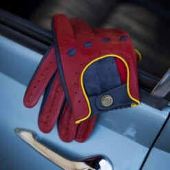 Men’s Touchscreen Three-Colour Leather Driving Gloves 22 Men’s Touchscreen Three-Colour Leather Driving Gloves -Dents Luxury Accessories Sales 5 0010RedInstagram1