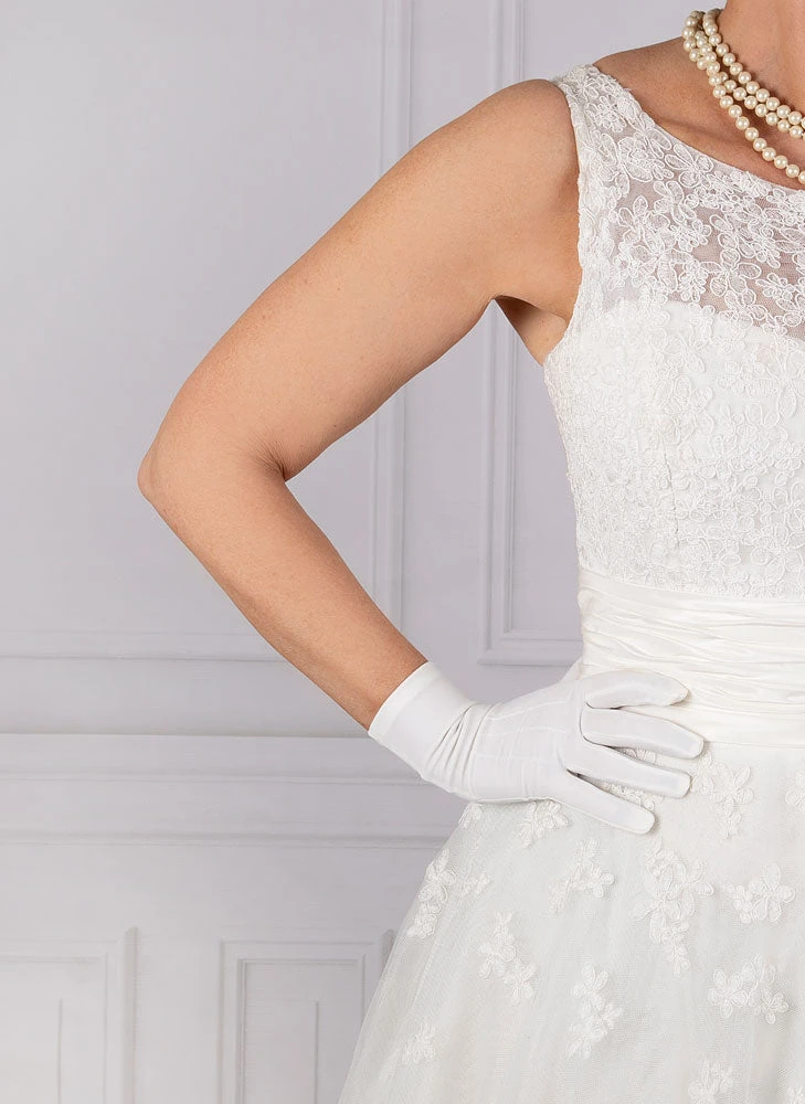 Women's Three-Point Matt Satin Gloves 12 Women's Three-Point Matt Satin Gloves - Image 12