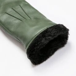 Women’s Three-Point Faux Fur-Lined Leather Mittens 32 Women’s Three-Point Faux Fur-Lined Leather Mittens -Dents Luxury Accessories Sales 7 5026 Sage 8
