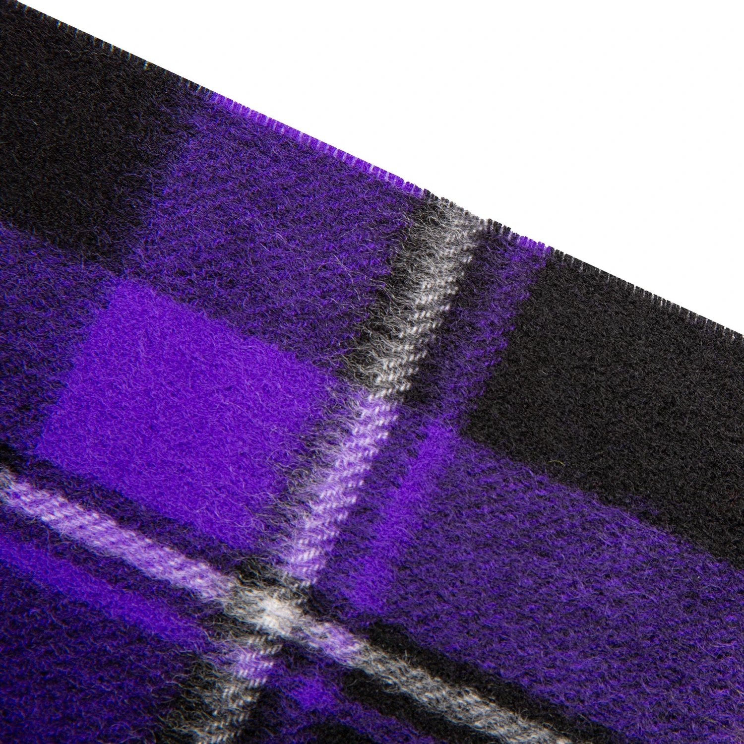 Heritage Bold Check Cashmere Scarf With Tassels 12 Heritage Bold Check Cashmere Scarf With Tassels - Image 12
