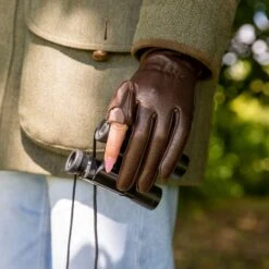 Women's Heritage Water-Resistant Silk-Lined Left Hand Leather Shooting Gloves -Dents Luxury Accessories Sales Womensleathershootinggloves 4