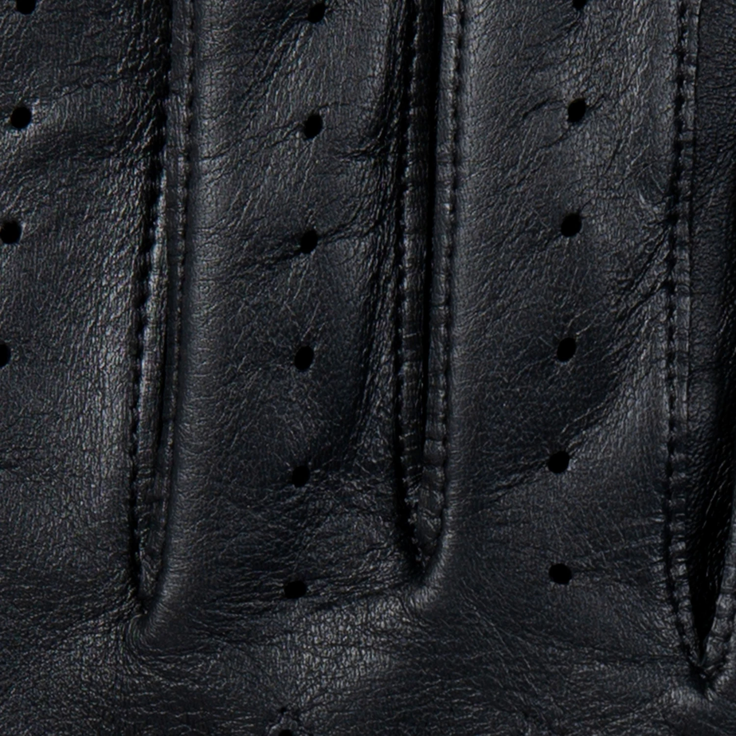 Men's The Suited Racer Touchscreen Leather Driving Gloves With Wristwatch Cut-out 18 Men's The Suited Racer Touchscreen Leather Driving Gloves With Wristwatch Cut-out - Image 18