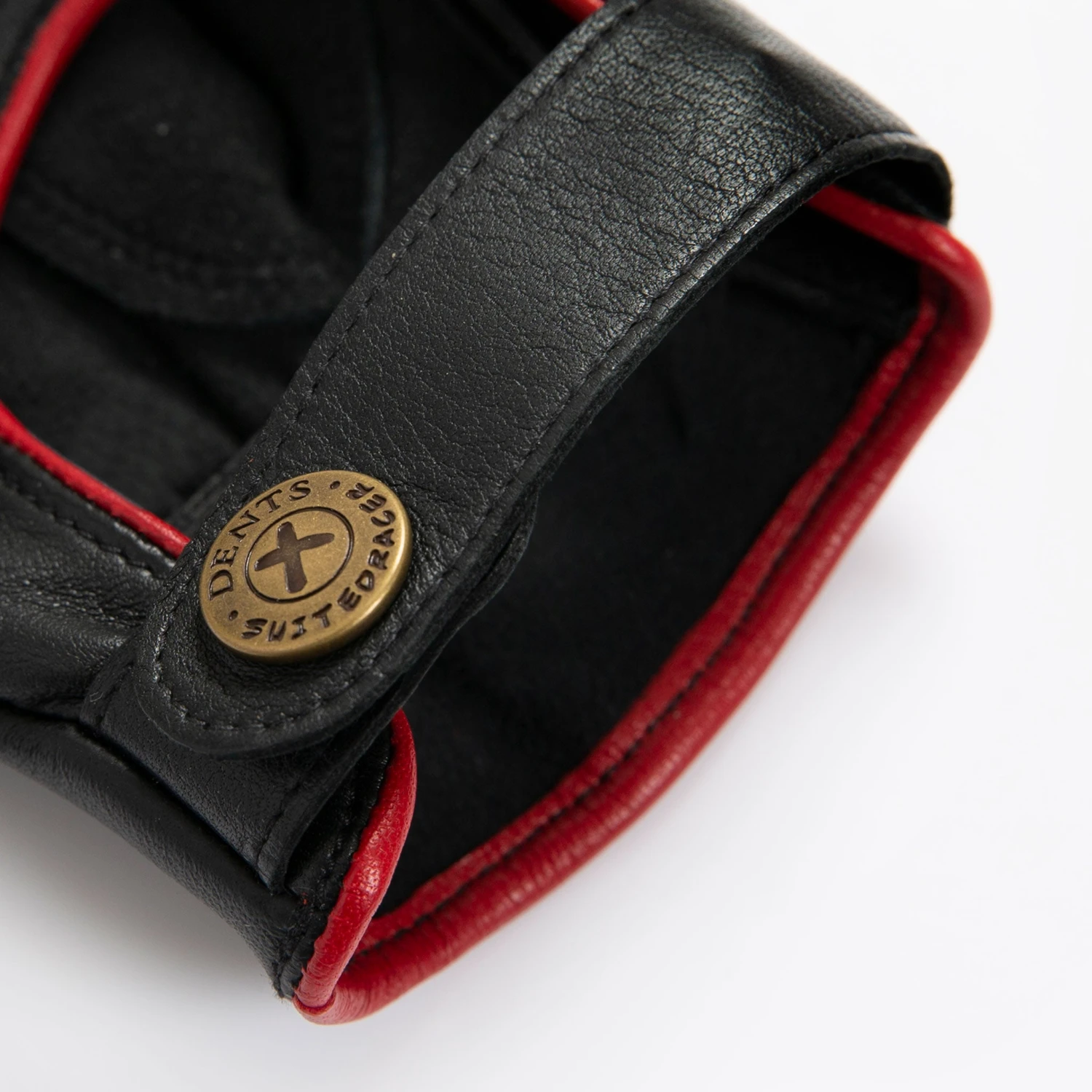 Men's The Suited Racer Touchscreen Leather Driving Gloves With Wristwatch Cut-out 19 Men's The Suited Racer Touchscreen Leather Driving Gloves With Wristwatch Cut-out - Image 19