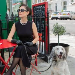 Women’s Touchscreen Three-Point Cashmere-Lined Leather Gloves With Buttons -Dents Luxury Accessories Sales womens touchscreen leather cashmere lined gloves black 4