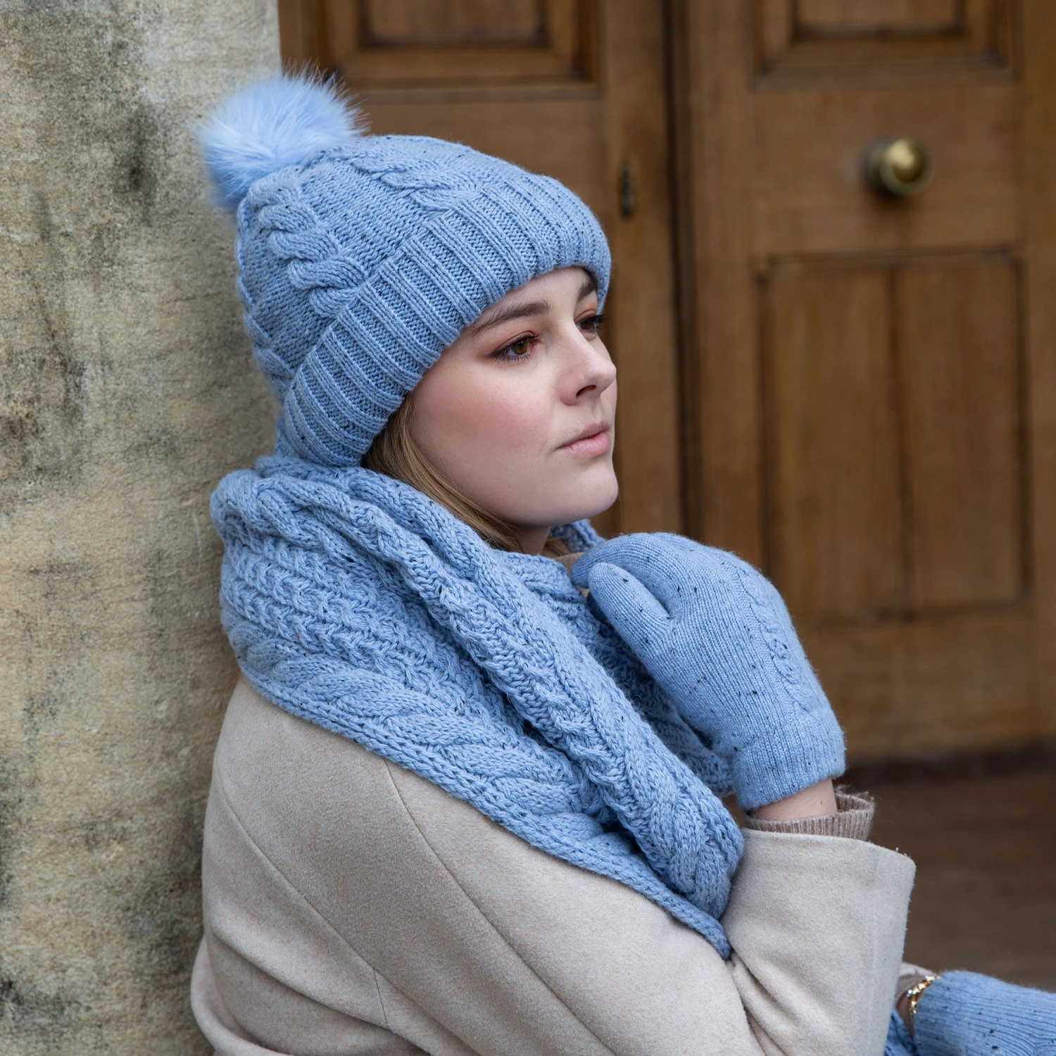 Women’s Cable Knit Gloves With Marl Yarn 2 Women’s Cable Knit Gloves With Marl Yarn - Image 2